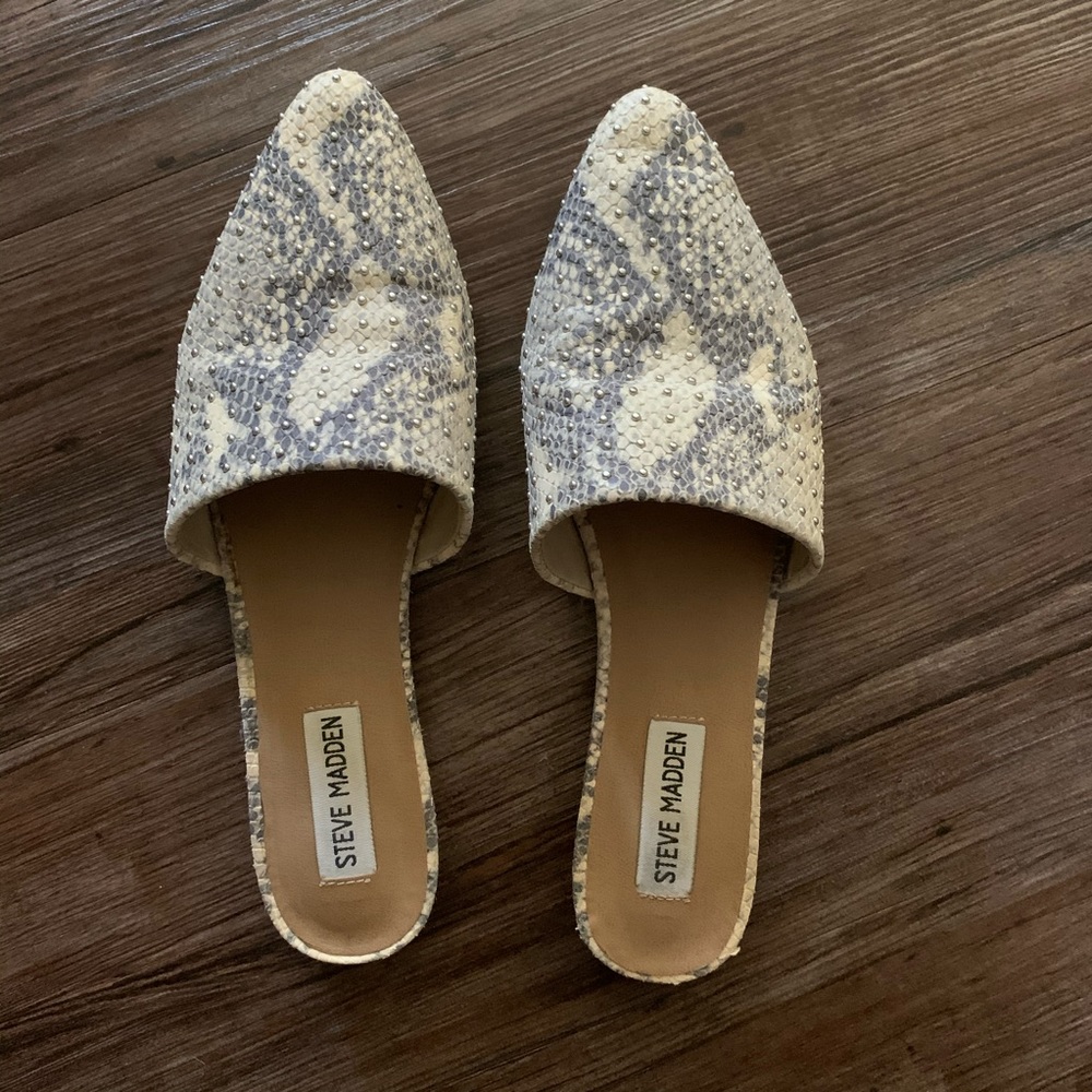 Steve Madden Snake Skin Flats